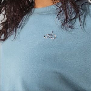 ALO Yoga Light Blue Crewneck Sweatshirt